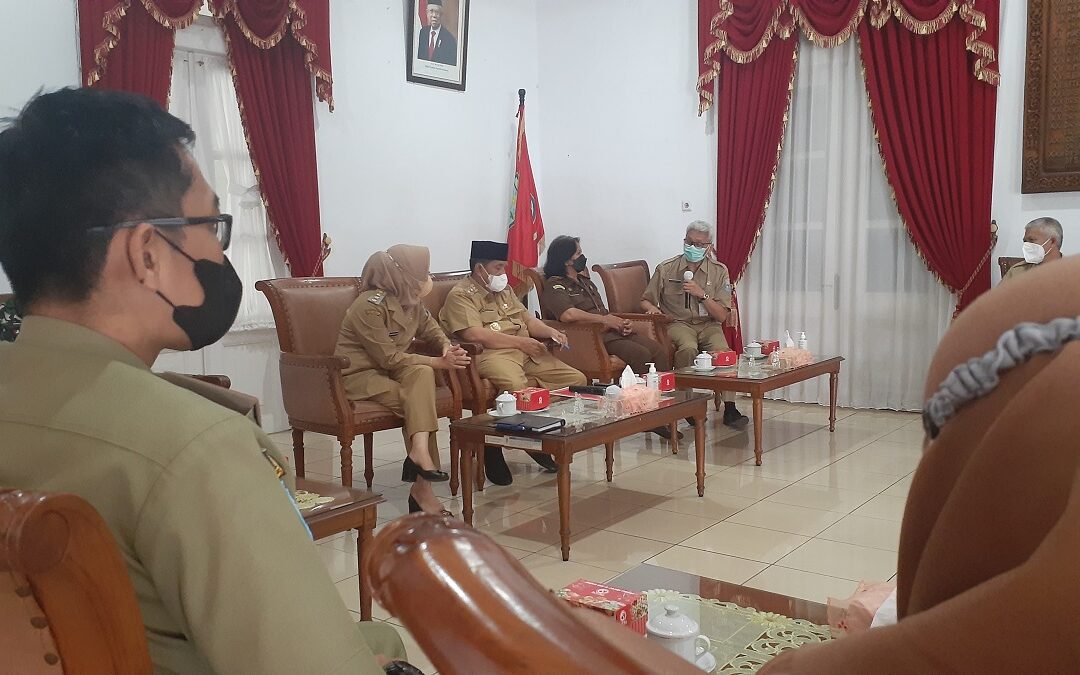 Kasus Covid-19 Merebak Lagi, Kegiatan Sosial Kemasyarakatan Dibatasi