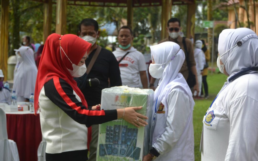 Support Olahraga Senam, Pemkab Purbalingga Bantu Fasilitasi Portable Speaker Untuk SSI