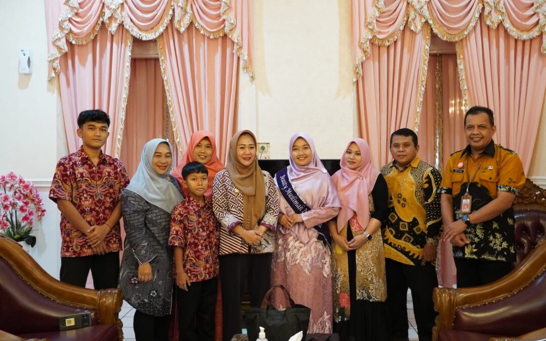 Bupati Tiwi Dukung Fedora Fidela, Gadis Purbalingga Finalis Beauty Muslimah Indonesia 2023