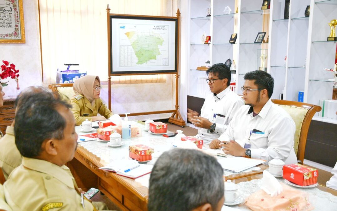 Diterima Bupati Tiwi, Bulog Banyumas Siap Kerja Keras Kendalikan Harga Beras