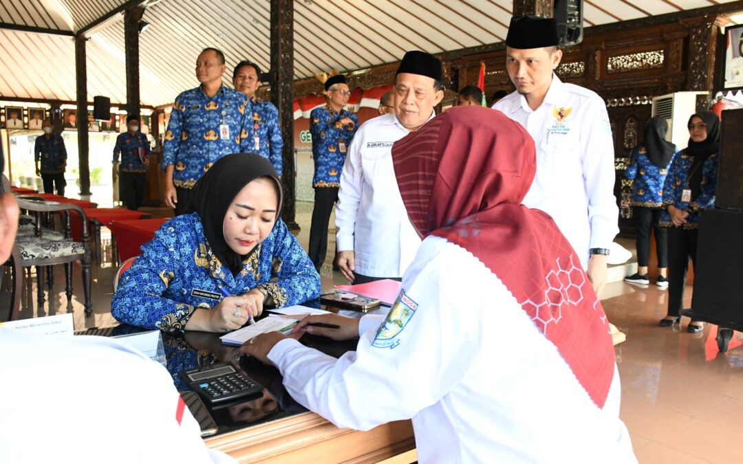 Bupati Ajak ASN, Keroyok Kemiskinan di Purbalingga Melalui Zakat