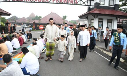 Bupati Tiwi : Hari Kemenangan, Perantau Pulang, Tingkatkan Persaudaraan