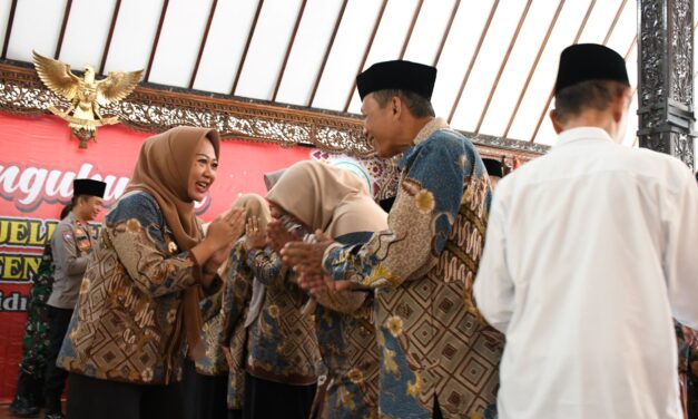 Pengukuhan MUI Purbalingga, Bupati Tiwi Ajak Benahi Masalah Moralitas Bangsa