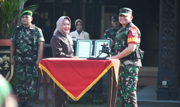 Berprestasi, Desa Karangbawang Dibangunkan Jalan Baru Melalui Program TMMD