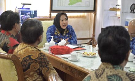 Bupati Tiwi : Penerima Beasiswa Pemkab di Unperba Harus Kontribusi Bangun Purbalingga