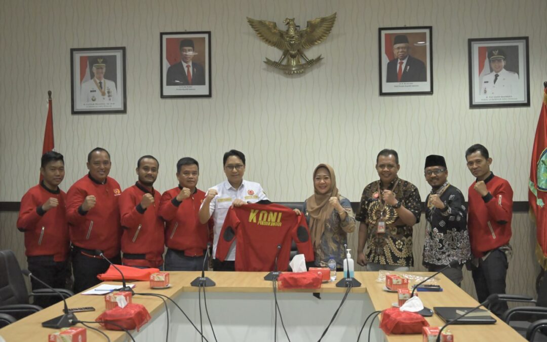 Terima Audiensi KONI, Bupati Tiwi : Porprov 2023 Harus Naik Peringkat