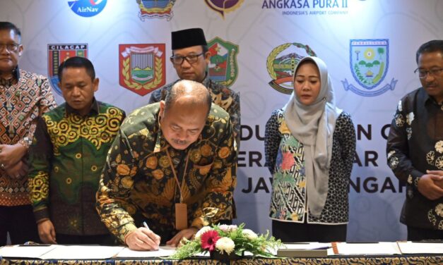 Dukungan Mengalir, Bupati Tiwi Optimis Bandara Soedirman Sukses Jadi Feeder Umrah