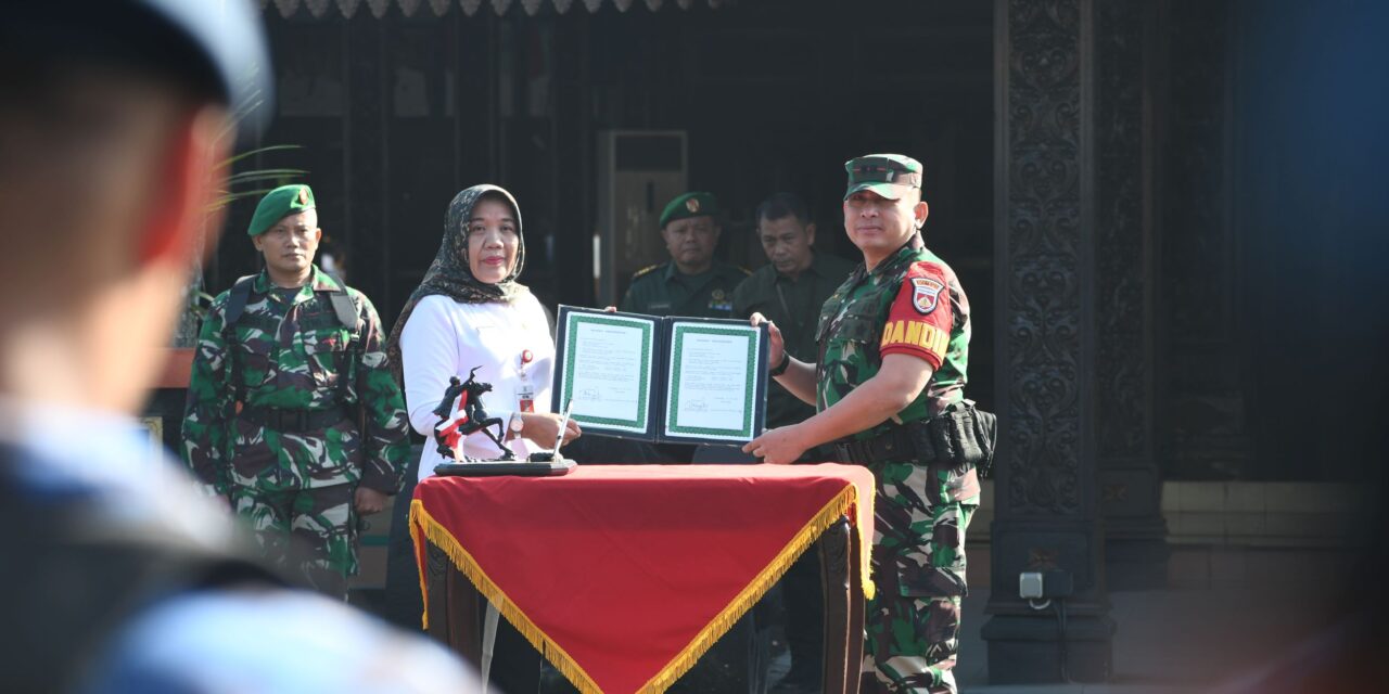 Bangun Jalan Penghubung Karangasem – Adiarsa, Program TMMD Harus Disengkuyung Masyarakat