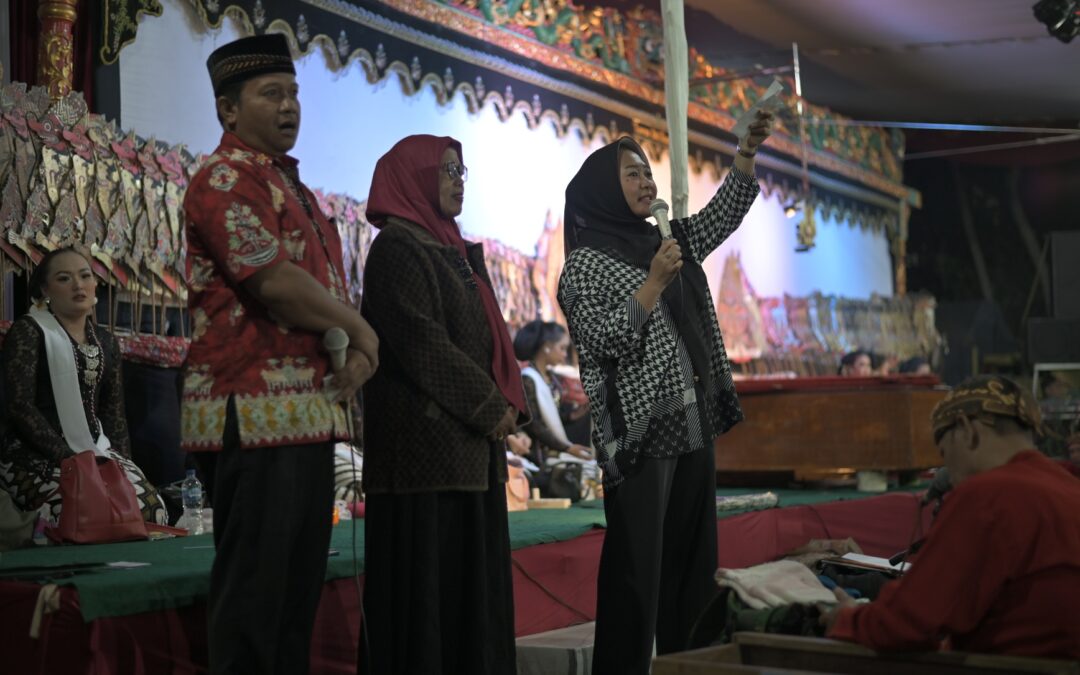 Hadiri Ruwat Bumi, Bupati Ingatkan Pesan Bung Karno : Berkepribadian dalam Kebudayaan