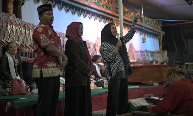 Hadiri Ruwat Bumi, Bupati Ingatkan Pesan Bung Karno : Berkepribadian dalam Kebudayaan