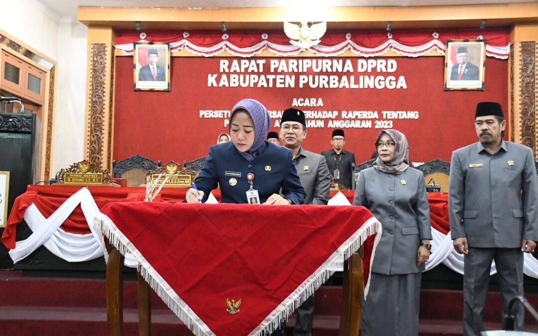 Perubahan APBD 2023 Disetujui, Bupati Siap Tindaklanjuti Saran DPRD
