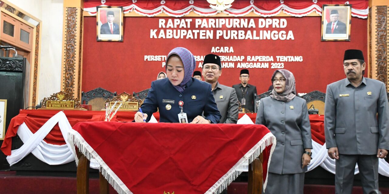 Perubahan APBD 2023 Disetujui, Bupati Siap Tindaklanjuti Saran DPRD