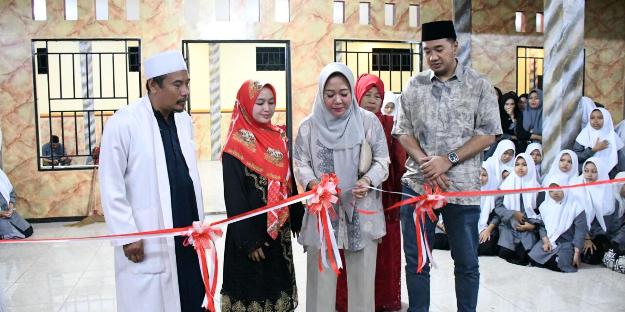 Bupati Tiwi Resmikan Pondok Pesantren Nurudholam Candinata