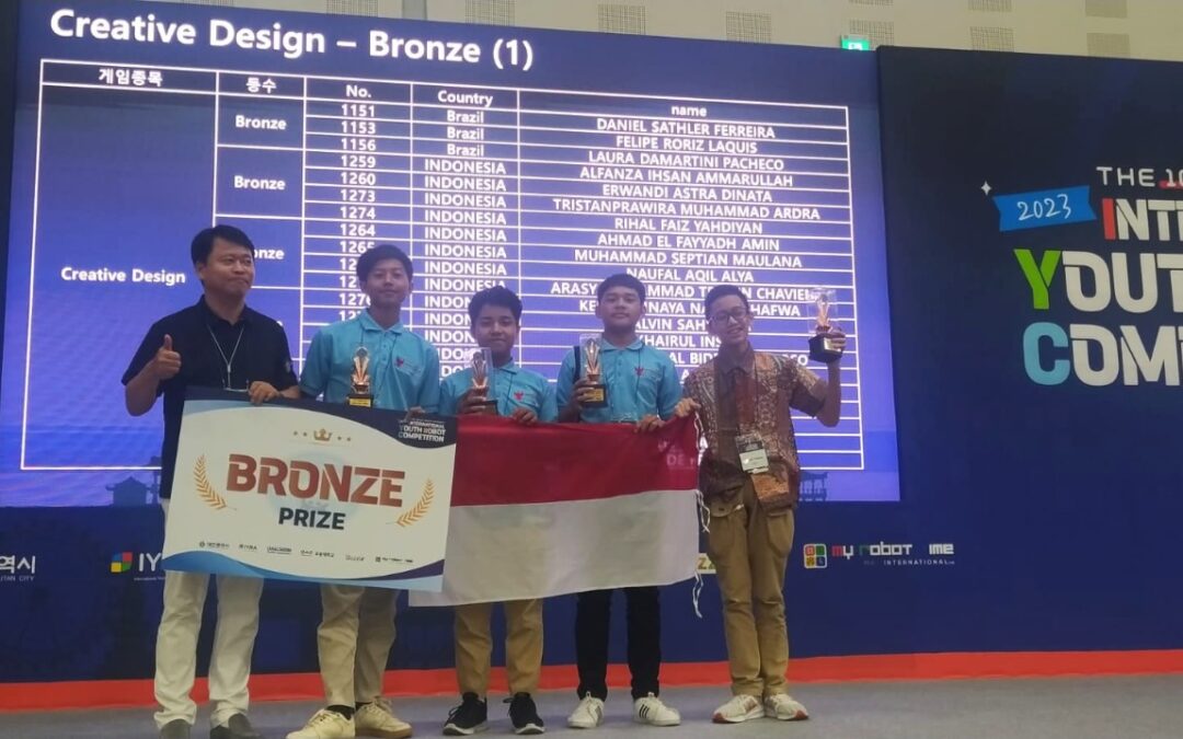 Santri Minhajut Tholabah Raih Perunggu Kontes Robot di Korsel, Bupati Tiwi : Selamat!