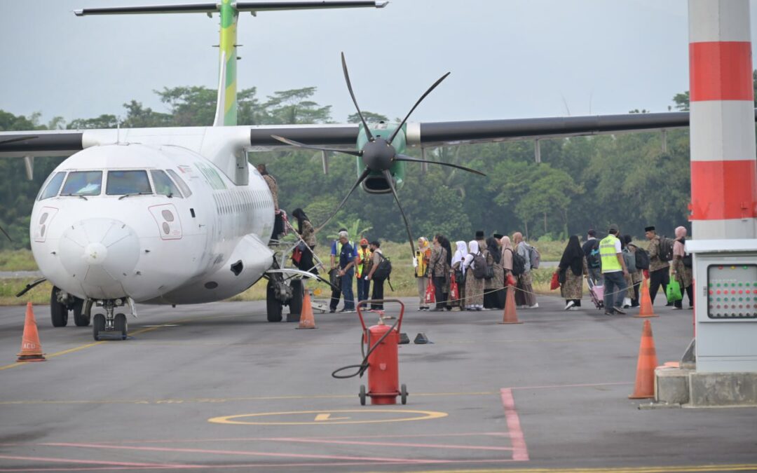 Feeder Umrah Dimulai, 48 Jamaah Diberangkatkan Melalui Bandara Soedirman