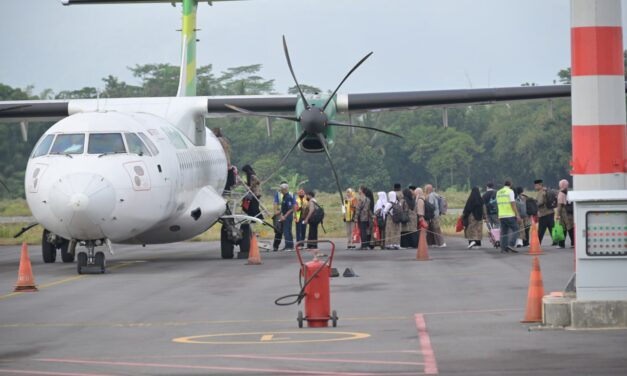 Feeder Umrah Dimulai, 48 Jamaah Diberangkatkan Melalui Bandara Soedirman