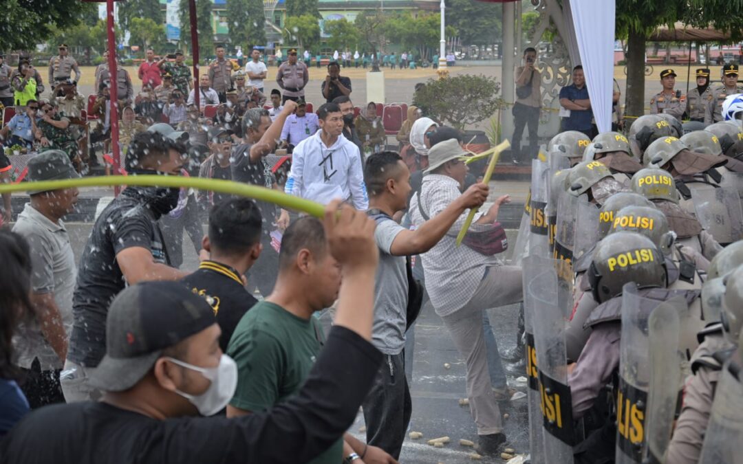 Hadiri Pelatihan Sispamkota Polres, Bupati Tiwi Berharap Pemilu 2024 Lancar dan Kondusif