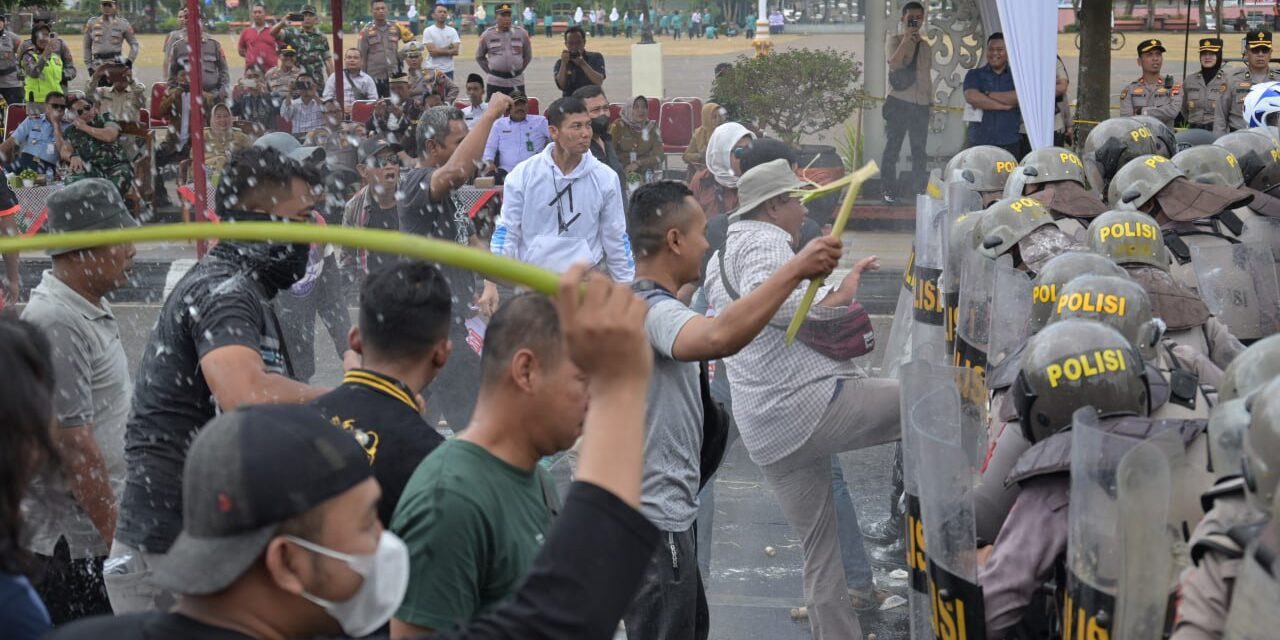 Hadiri Pelatihan Sispamkota Polres, Bupati Tiwi Berharap Pemilu 2024 Lancar dan Kondusif