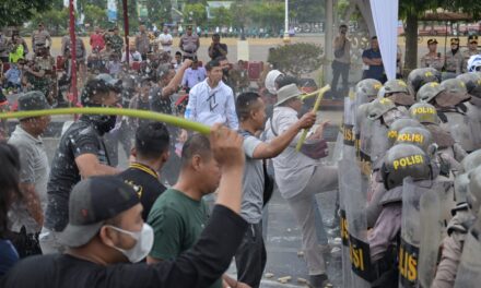 Hadiri Pelatihan Sispamkota Polres, Bupati Tiwi Berharap Pemilu 2024 Lancar dan Kondusif