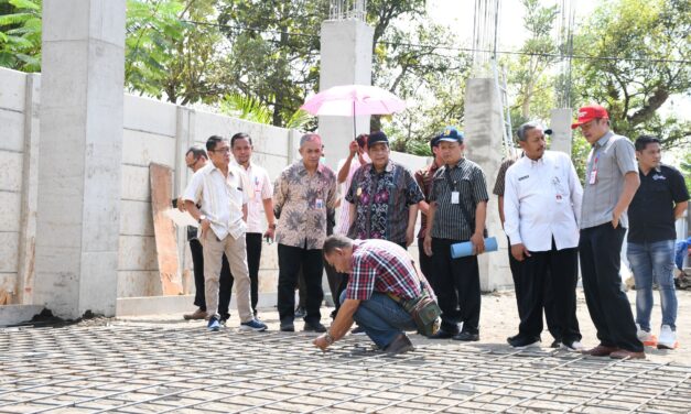 Pantau Progres Pembangunan Wabup Sudono Monitoring Sejumlah Proyek Fisik