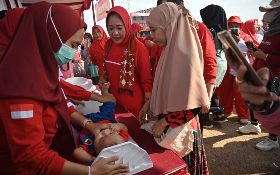Germas di Karangcengis, Bupati Minta Kader Semangat Turunkan Stunting
