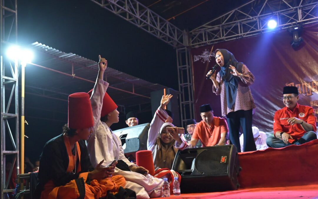 Banjaran Bersholawat, Bupati Tiwi Ajak Utamakan Persatuan