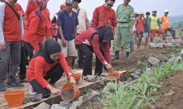 Peletakan Batu Pertama Irigasi, Bupati Harap Produktivitas Pertanian Semakin Meningkat