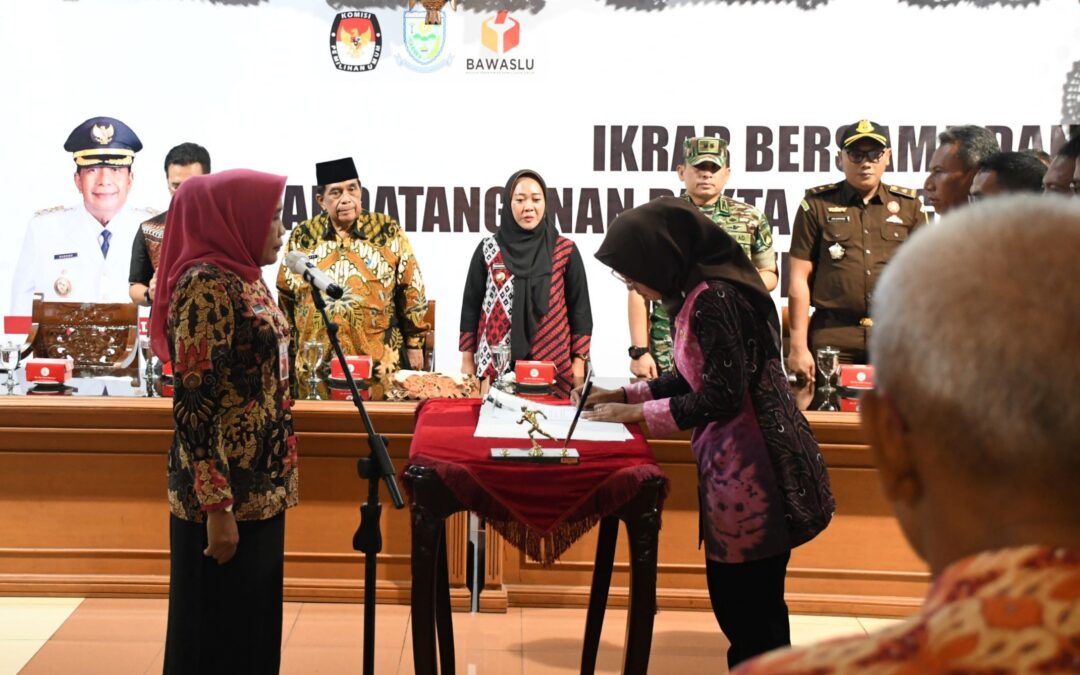 Jelang Pemilu, Bupati Tiwi Tegaskan  Netralitas ASN