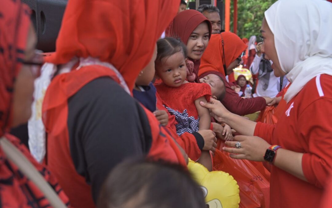 Germas di Rembang, Bupati Tiwi Ajak Turunkan Kasus Kematian Ibu dan Bayi