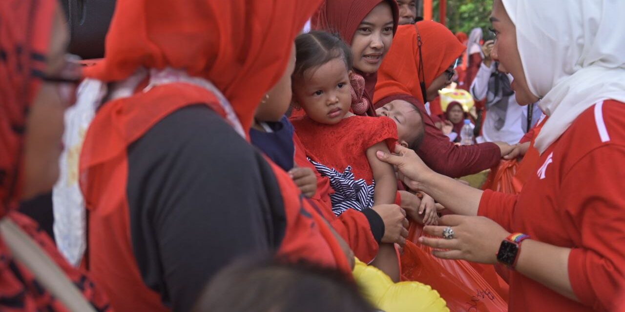 Germas di Rembang, Bupati Tiwi Ajak Turunkan Kasus Kematian Ibu dan Bayi