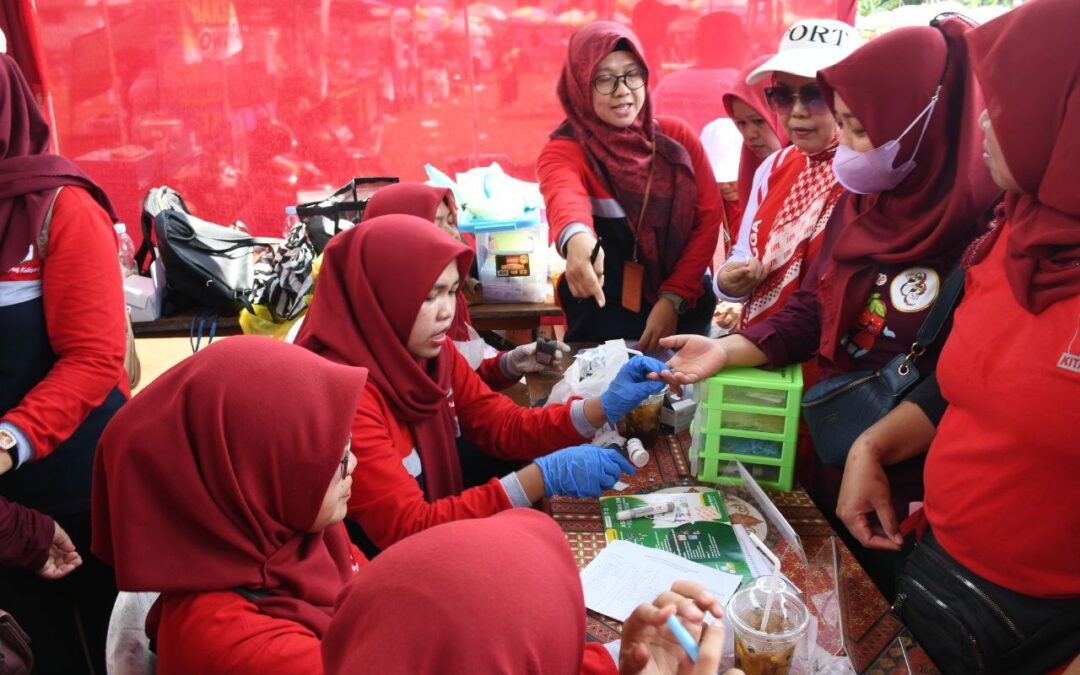 Germas di Kutasari, Bupati Tiwi Ingatkan Masyarakat Rutin Cek Kesehatan