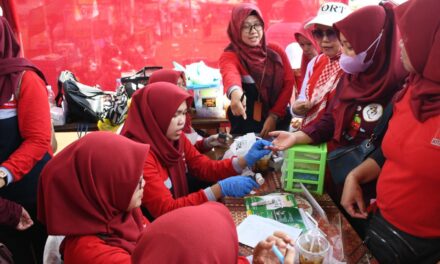 Germas di Kutasari, Bupati Tiwi Ingatkan Masyarakat Rutin Cek Kesehatan
