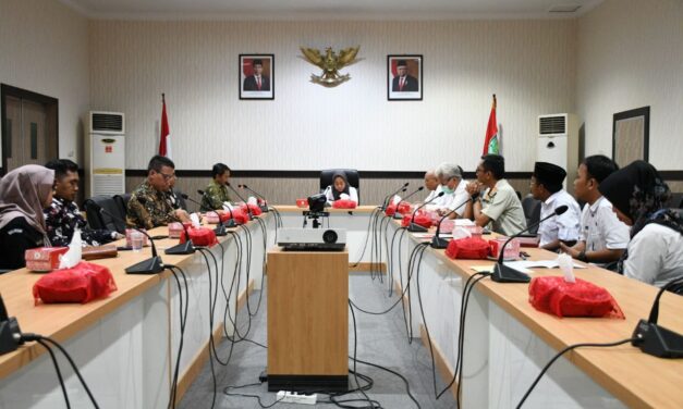 Bupati Tiwi : Pendaftar KPPS Diberi Keringanan Tarif Tes Kesehatan di Puskesmas