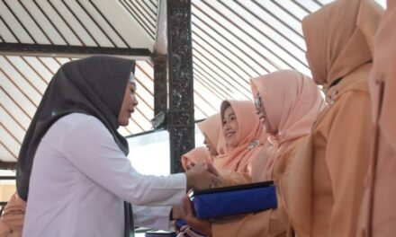 HUT ke-24 DWP, Bupati Tiwi: Istri ASN Harus Ambil Peran dalam Pembangunan