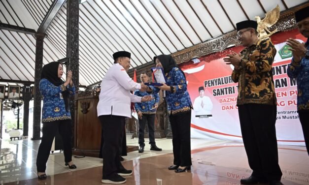 Pentasarufan Zakat Baznas dan UPZ Kemenag, Bupati Tiwi Apresiasi Instansi Pengumpul Zakat Terbaik