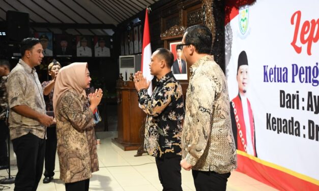 Sambut Ketua Pengadilan Negeri Baru, Bupati Tiwi : Lanjutkan Sinergi Tingkatkan Prestasi