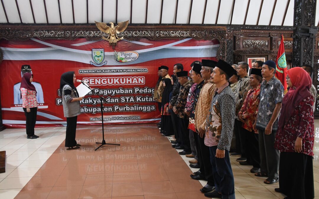 Realisasi Retribusi Lampaui Target, Bupati Tiwi Komitmen Terus Revitalisasi Pasar