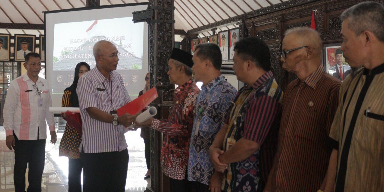 Meminimalisir Konflik Antar Desa, Pemkab Purbalingga Serahkan Perbup Batas Desa/Kelurahan