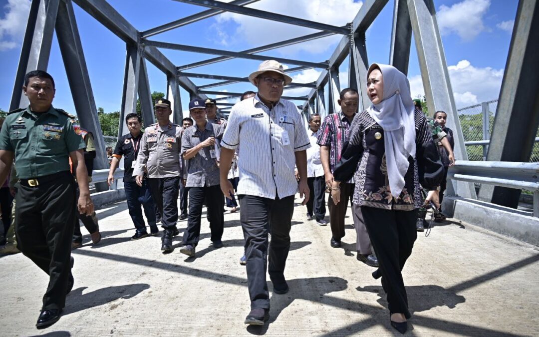 Tasyakuran Selesainya Jembatan Wirasana – Kalikajar, Bupati Tiwi Agendakan Penyempurnaan Akses
