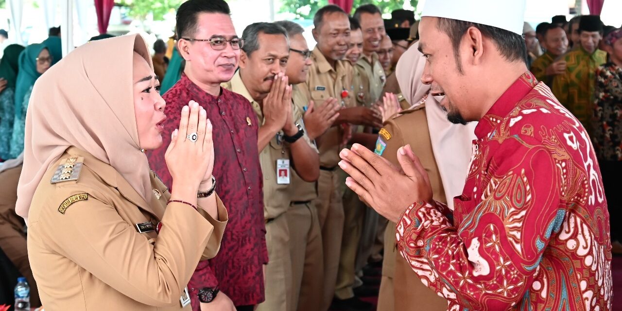 Bupati Tiwi Ajak Masyarakat Padamara Ikut Kawal Pilkada Serentak