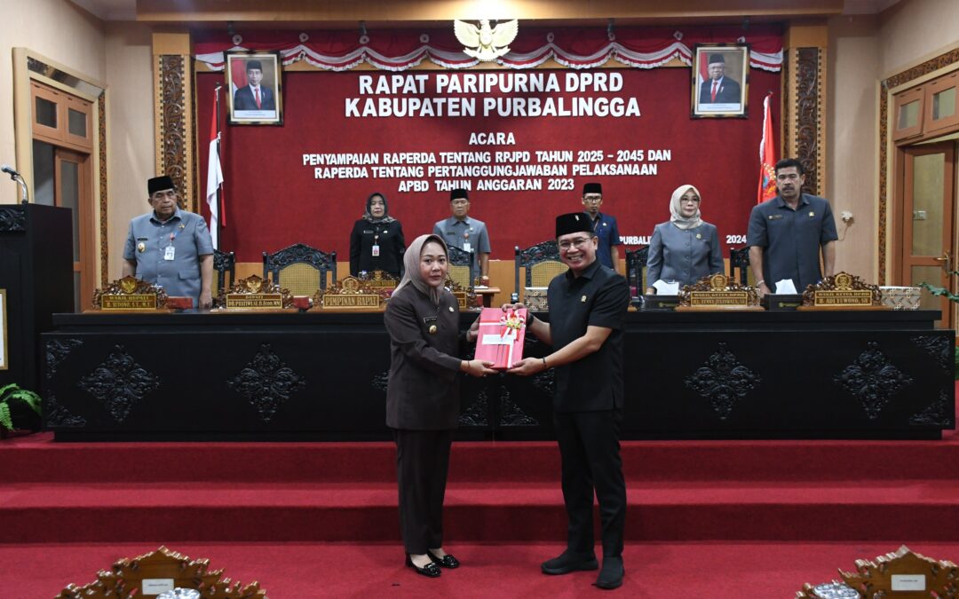 Bupati Tiwi : Pendapatan Daerah Tahun 2023 Lampaui Target