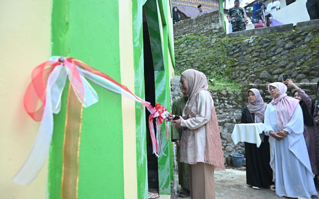 Resmikan Pondok Pesantren Nurul Jadid, Bupati Tiwi Doa’kan Selalu Lahirkan Generasi Muda Berakhlak Mulia