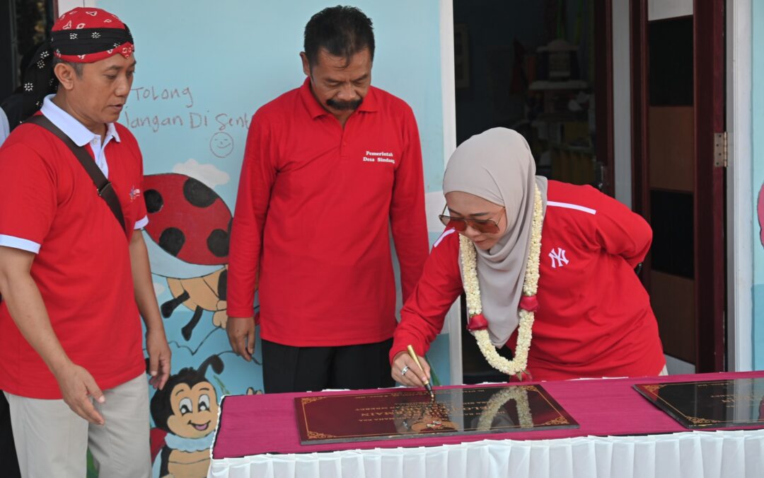 Germas di Sindang, Bupati Tiwi Resmikan 2 Gedung PAUD