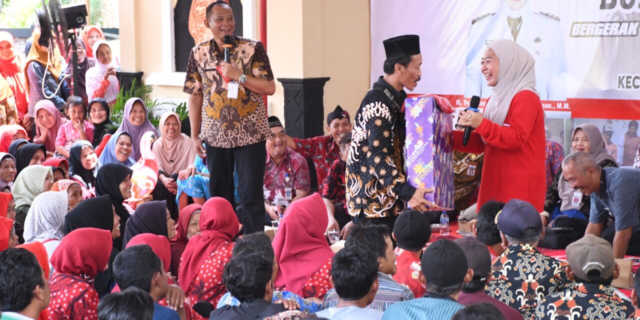 Tilik Desa, Bupati Tiwi Pastikan Perbaikan Jalan Selakambang – Sidareja Sudah Diplot Awal 2025