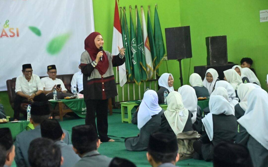 Bupati Tiwi Ajak IPNU dan IPPNU Jadi Penggerak Pemilih Cerdas