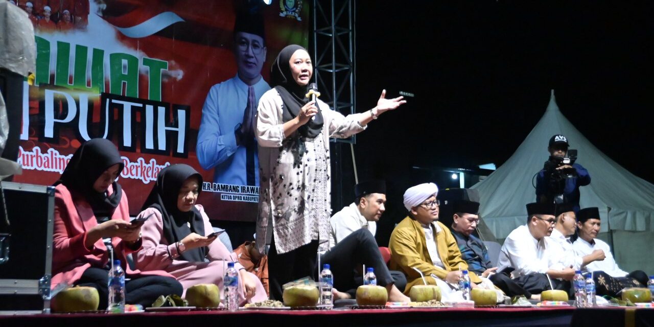 Sholawat Merah Putih di Sumampir, Bupati Tiwi Ajak Warga Kawal Pilkada Serentak 2024