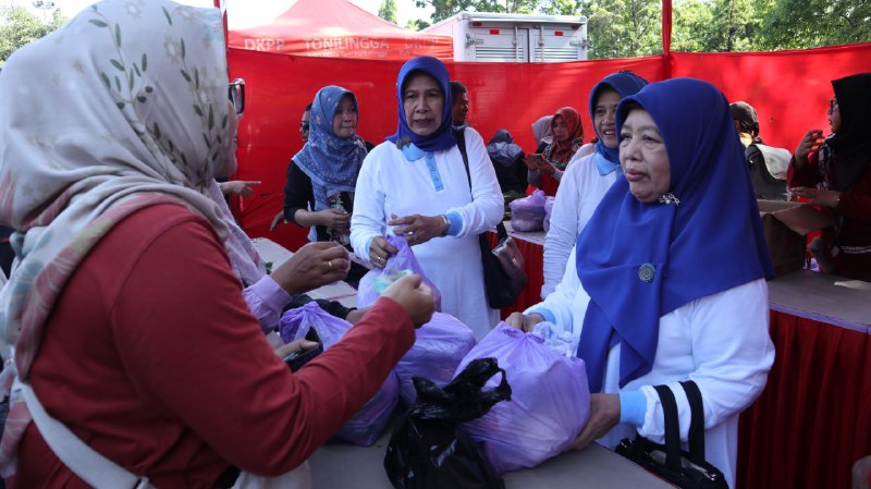 Dukung Petani Purbalingga, ASN dan Warga Borong 1.000 Paket Sayur