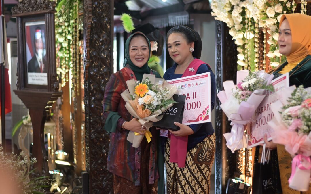 Sejumlah Wanita Hebat dapat Penghargaan di Hari Ibu, BRI Jadi Yang Terbaik dalam Parade Purbalingga Berkebaya 2024