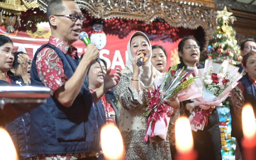 Berkat Safari Natal dan Pengamanan Gereja, Bupati dan Forkopimda dapat Standing Applause dari Umat Kristiani