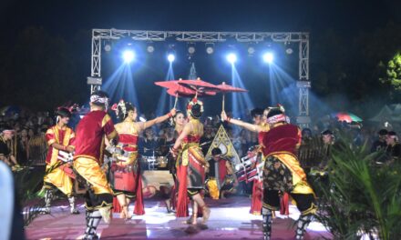 Tontonan Gratis Masyarakat, 8 Grup Kesenian Ramaikan Festival Kentongan Purbalingga